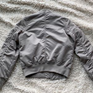 Aritzia Jackets & Coats - Aritzia bomber jacket Aritzia Jackets & Coats - Aritzia bomber jacket